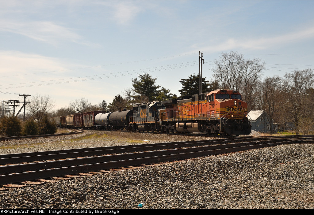 BNSF 5717